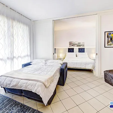 מלון דירות Venice 4*